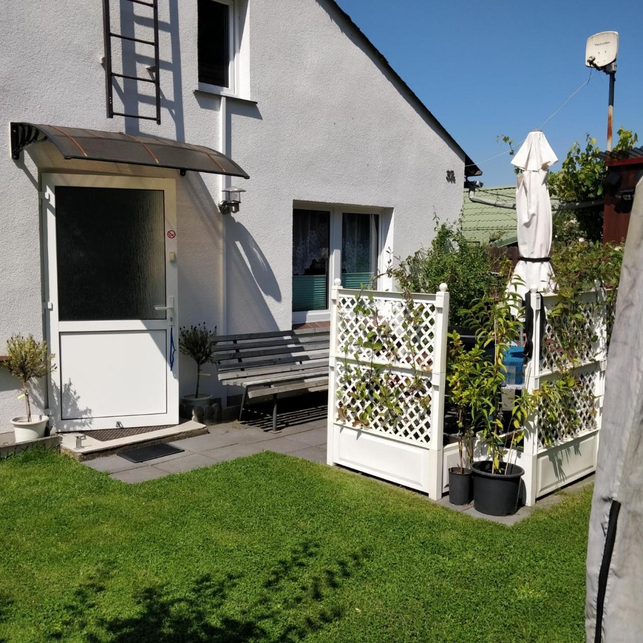 Gaestehaus Am Teich Raben Steinfeld Εξωτερικό φωτογραφία